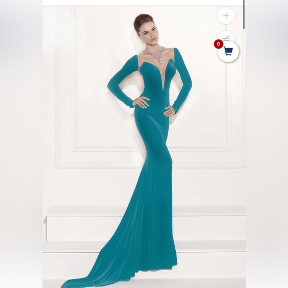 Tarik Ediz, Size 6 - Picture 3 of 5